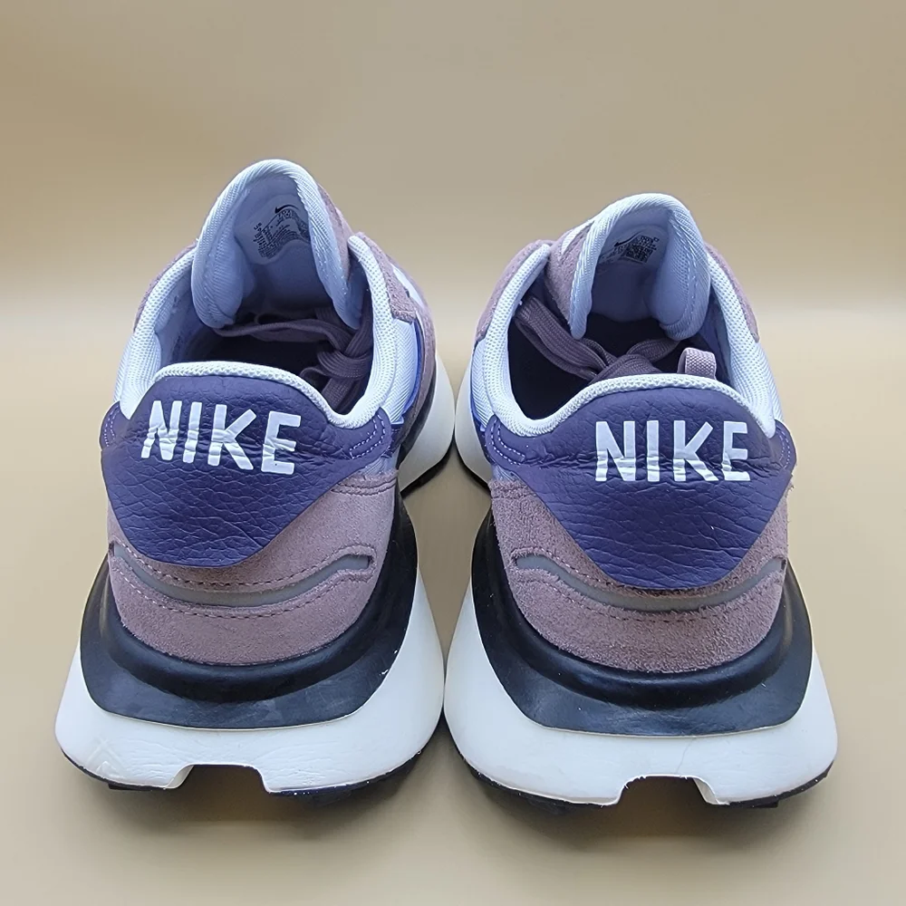 Nike women phoenix